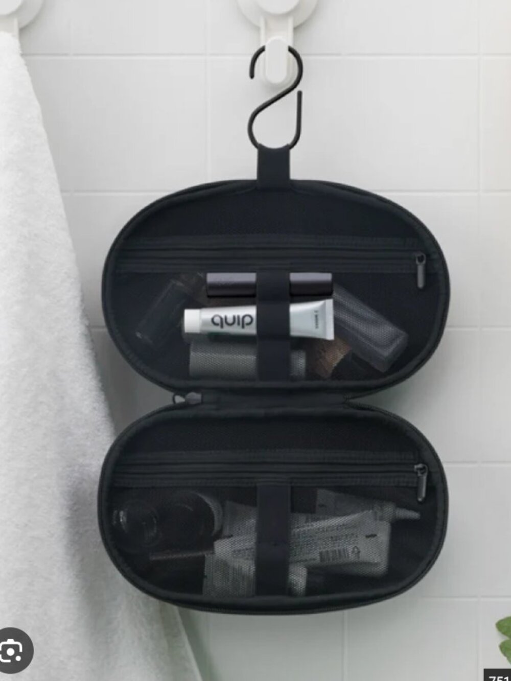 Quip Refresh Travel Water Resistant Bag Black